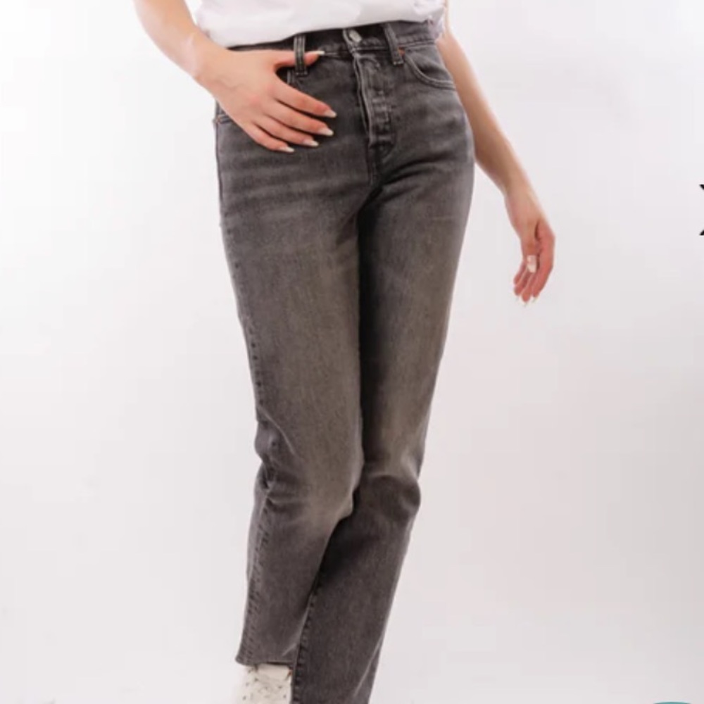 New Levi’s Wedgie blk-washed jeans